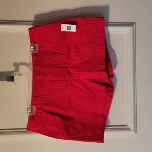 Gap red khaki shorts